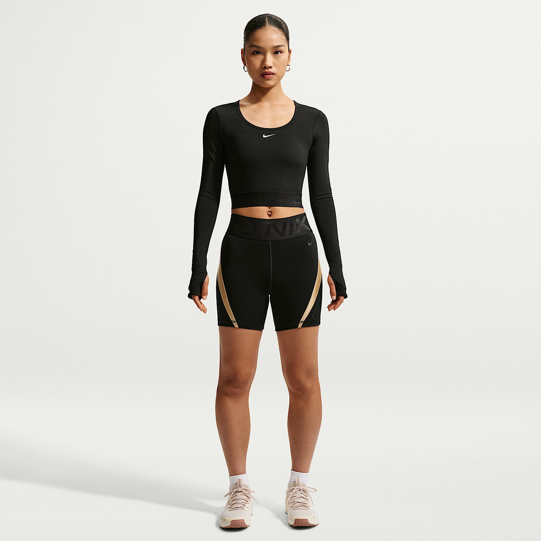 【新品未使用】NikeSKIMS ハイウエスト 13㎝ バイカー ショートパンツ NIKE公式】Nike プロ スカルプト ウィメンズ Dri-FIT ハイウエスト